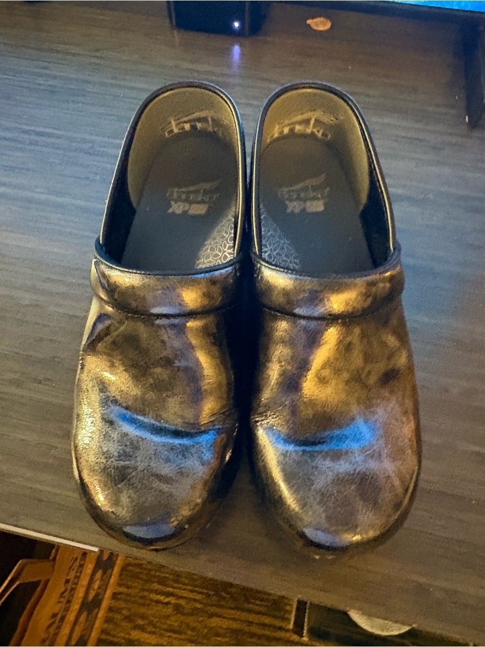 Dansko XP 2.0 Professional Clogs  
Size 38 ( 7 1/2 )